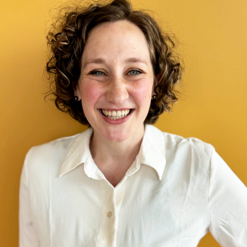 Headshot of Claire Woodward